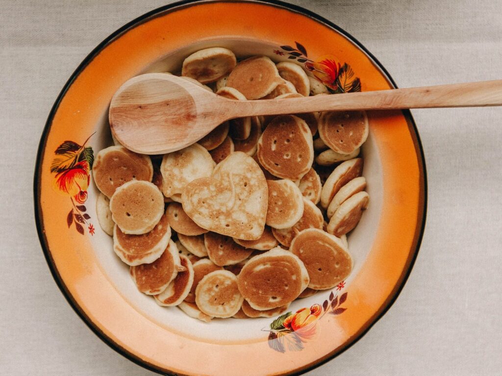 3 aperitivos: Mini tortitas de plátano y avena